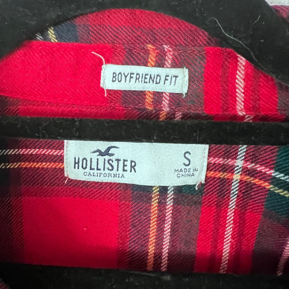 Hollister Womens Red Black Plaid Boyfriend Fit Flannel Button Down Shirt Small - Picture 2 of 9